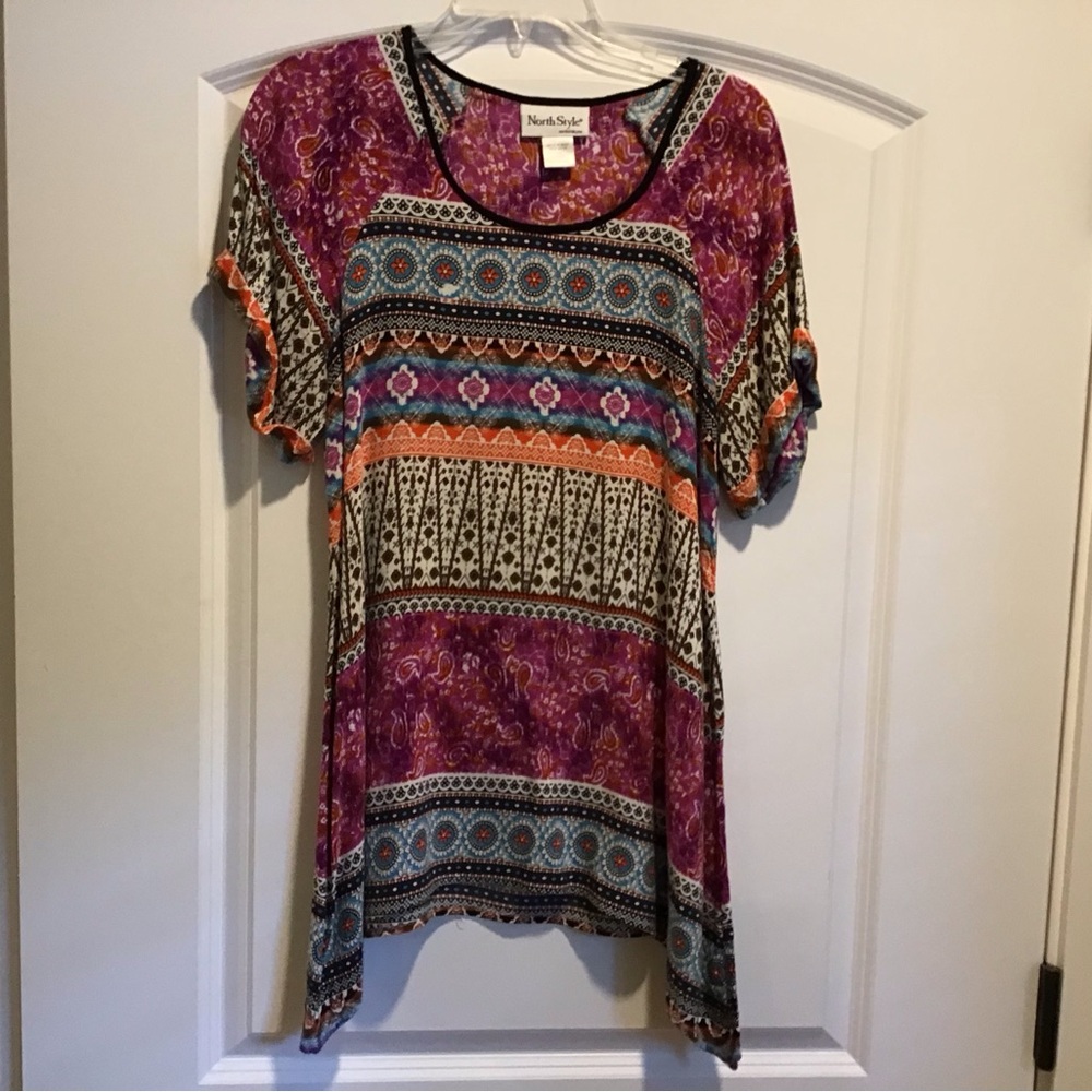 NorthStyle Red and Blue Asymmetrical Tunic Top